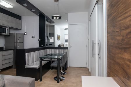 Apartamento à venda com 33m², 1 quarto e sem vagaSala