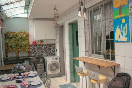 Apartamento à venda com 176m², 3 quartos e 2 vagasÁrea de Serviço