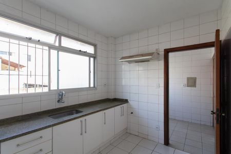 Apartamento à venda com 136m², 3 quartos e 2 vagasCozinha