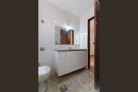 Apartamento à venda com 136m², 3 quartos e 2 vagasBanheiro da Suíte