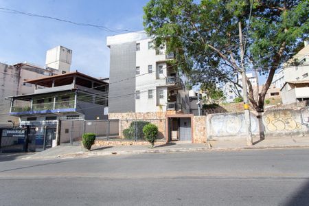 Apartamento à venda com 136m², 3 quartos e 2 vagasFachada