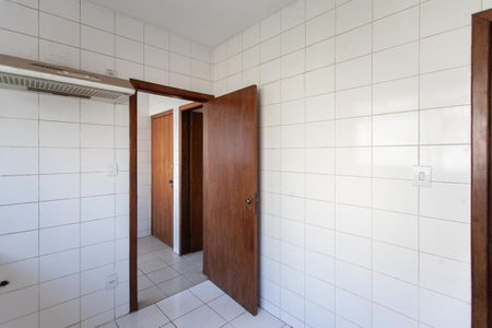 Apartamento à venda com 136m², 3 quartos e 2 vagasCozinha