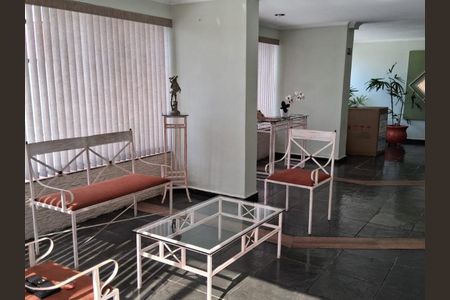 Apartamento para alugar com 62m², 2 quartos e 1 vaga Apartamento para alugar com 62m², 2 quartos e 1 vagaHall de Entrada
