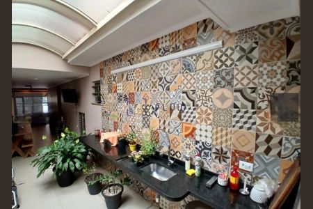 Casa à venda com 225m², 3 quartos e 3 vagas Casa à venda com 225m², 3 quartos e 3 vagasFoto 01