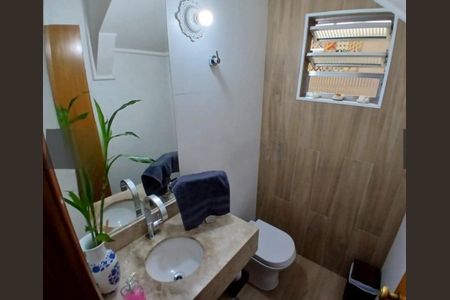 Casa à venda com 225m², 3 quartos e 3 vagas Casa à venda com 225m², 3 quartos e 3 vagasFoto 01