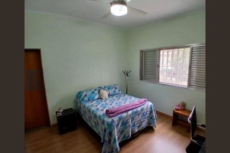 Foto 01 de casa à venda com 3 quartos, 225m² em Mirandópolis, São Paulo