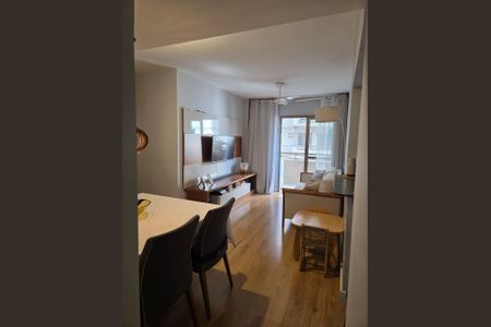 Apartamento à venda com 78m², 3 quartos e 1 vaga Apartamento à venda com 78m², 3 quartos e 1 vagaSala