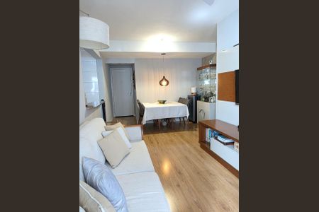 Apartamento à venda com 78m², 3 quartos e 1 vaga Apartamento à venda com 78m², 3 quartos e 1 vagaSala