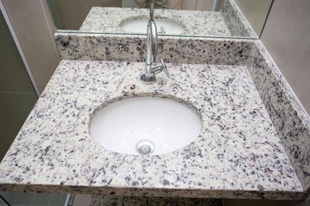 Banheiro de apartamento para alugar com 1 quarto, 21m² em Centro, Diadema