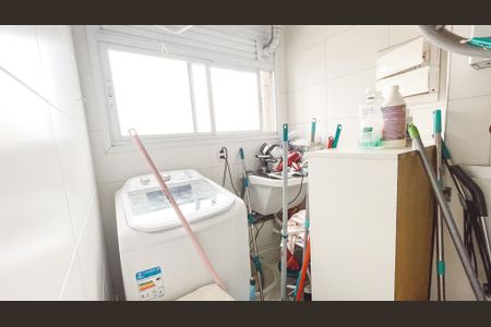 Apartamento à venda com 65m², 2 quartos e 1 vagaÁrea de Serviço