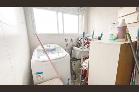 Apartamento à venda com 65m², 2 quartos e 1 vagaÁrea de Serviço