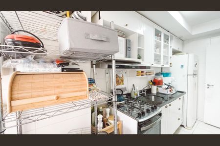 Apartamento à venda com 65m², 2 quartos e 1 vagaCozinha