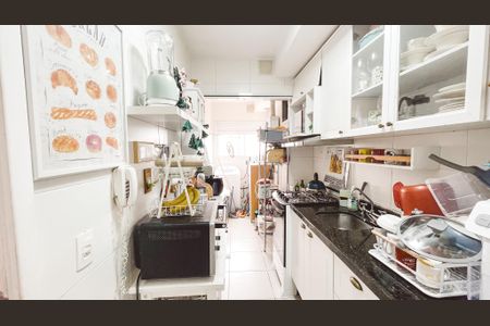Apartamento à venda com 65m², 2 quartos e 1 vagaCozinha