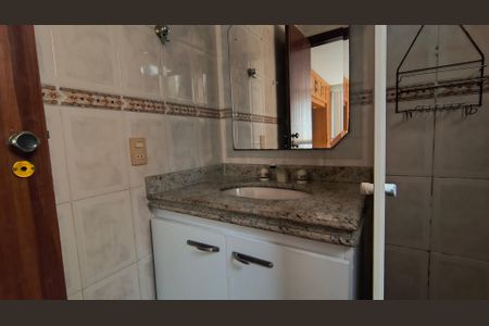 Apartamento à venda com 87m², 2 quartos e 2 vagasBanheiro da Suíte