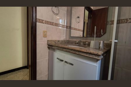 Apartamento à venda com 87m², 2 quartos e 2 vagasBanheiro Social