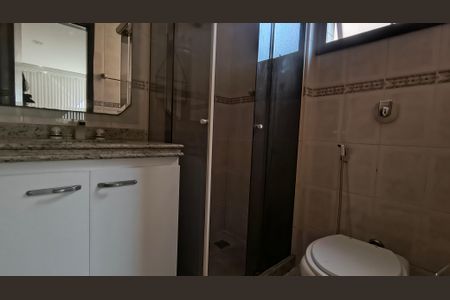 Apartamento à venda com 87m², 2 quartos e 2 vagasBanheiro da Suíte