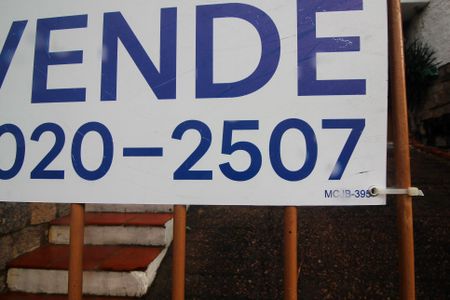 Casa à venda com 230m², 3 quartos e 3 vagasPlaca