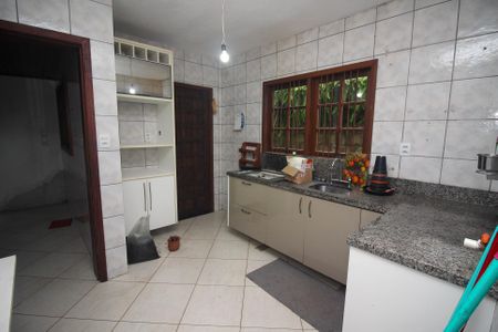 Casa à venda com 230m², 3 quartos e 3 vagasCozinha