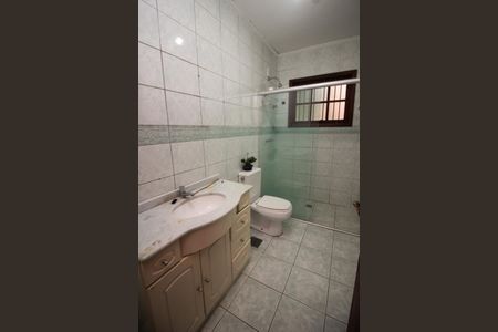 Casa à venda com 230m², 3 quartos e 3 vagasBanheiro da Suíte