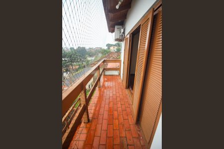 Casa à venda com 230m², 3 quartos e 3 vagasSacada do quarto 1