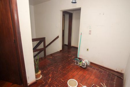 Casa à venda com 230m², 3 quartos e 3 vagasHall