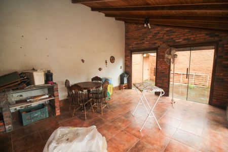 Casa à venda com 230m², 3 quartos e 3 vagasVaranda