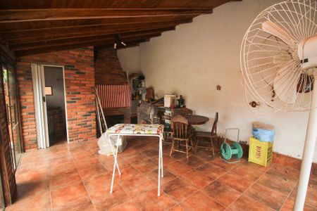 Casa à venda com 230m², 3 quartos e 3 vagasVaranda