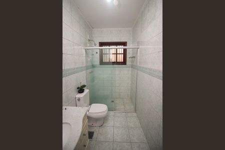 Casa à venda com 230m², 3 quartos e 3 vagasBanheiro da Suíte