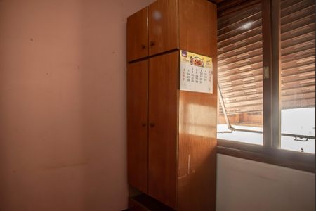 Casa à venda com 250m², 3 quartos e 3 vagasQuarto de Serviço