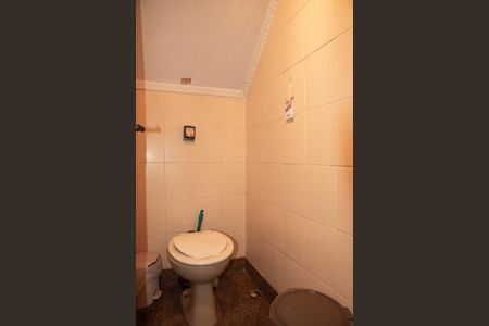 Casa à venda com 250m², 3 quartos e 3 vagasEspaço Gourmet - Banheiro