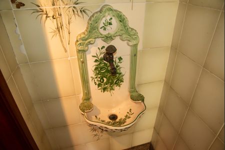 Casa à venda com 250m², 3 quartos e 3 vagasEspaço Gourmet - Banheiro