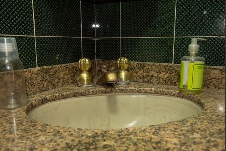 Casa à venda com 250m², 3 quartos e 3 vagasBanheiro