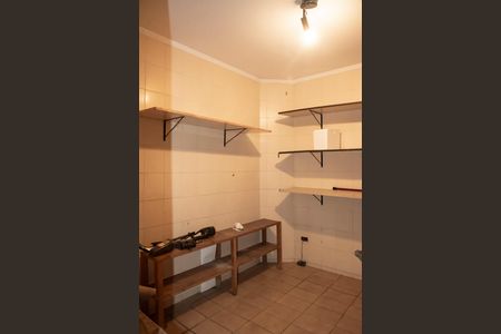 Casa à venda com 250m², 3 quartos e 3 vagasDepósito