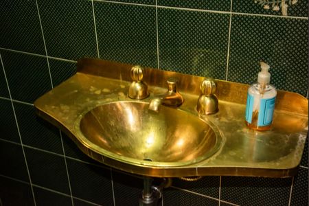 Casa à venda com 250m², 3 quartos e 3 vagasLavabo