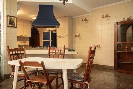 Casa à venda com 250m², 3 quartos e 3 vagasCopa