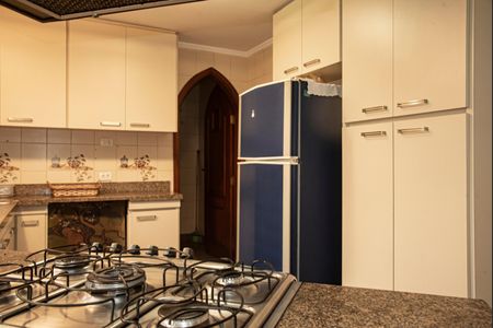 Casa à venda com 250m², 3 quartos e 3 vagasCozinha