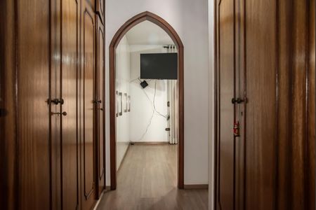 Casa à venda com 250m², 3 quartos e 3 vagasSuíte