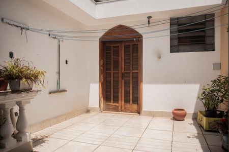 Casa à venda com 250m², 3 quartos e 3 vagasVaranda do Quarto 2