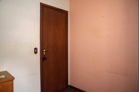 Casa à venda com 250m², 3 quartos e 3 vagasQuarto de Serviço