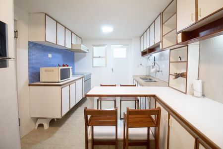 Apartamento para alugar com 132m², 3 quartos e 1 vaga Apartamento para alugar com 132m², 3 quartos e 1 vagaCozinha