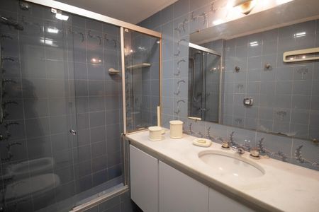 Apartamento para alugar com 132m², 3 quartos e 1 vaga Apartamento para alugar com 132m², 3 quartos e 1 vagaBanheiro Social