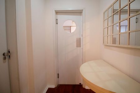 Apartamento para alugar com 132m², 3 quartos e 1 vaga Apartamento para alugar com 132m², 3 quartos e 1 vagaCorredor