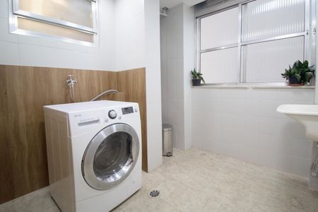 Apartamento para alugar com 132m², 3 quartos e 1 vaga Apartamento para alugar com 132m², 3 quartos e 1 vagaÁrea de Serviço
