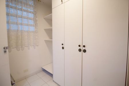 Apartamento para alugar com 132m², 3 quartos e 1 vaga Apartamento para alugar com 132m², 3 quartos e 1 vagaQuarto de Serviço