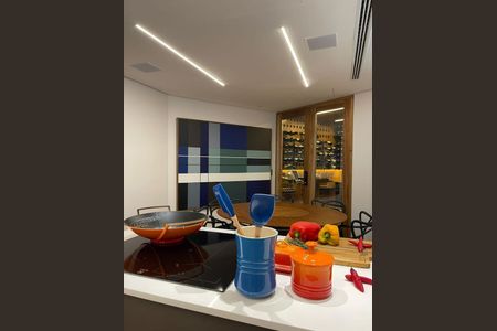 Apartamento à venda com 365m², 5 quartos e 6 vagas Apartamento à venda com 365m², 5 quartos e 6 vagasCozinha