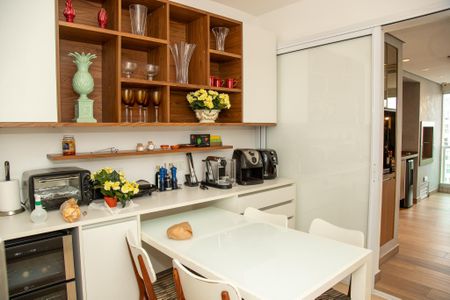 Apartamento à venda com 194m², 3 quartos e 4 vagasCopa