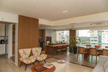 Apartamento à venda com 194m², 3 quartos e 4 vagasSala