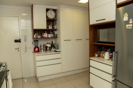 Apartamento à venda com 194m², 3 quartos e 4 vagasCozinha