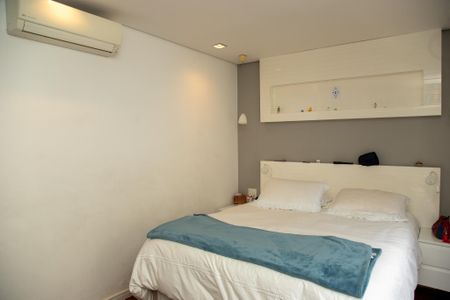 Apartamento à venda com 194m², 3 quartos e 4 vagasSuíte 1