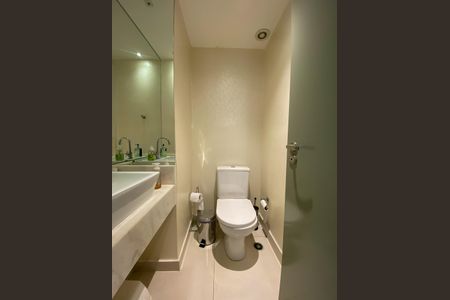 Apartamento à venda com 194m², 3 quartos e 4 vagasLavabo